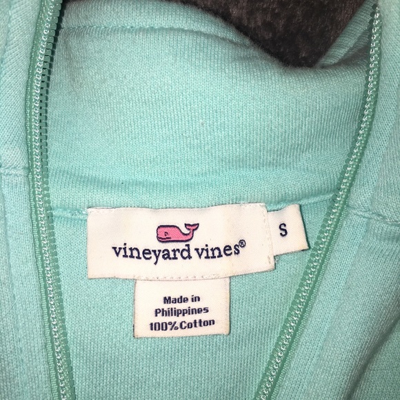 Vineyard vines pullover - Picture 3 of 5